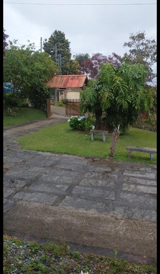 Chale Linda Vista 5 Min. Do Centro Villa Nova Friburgo Bagian luar foto